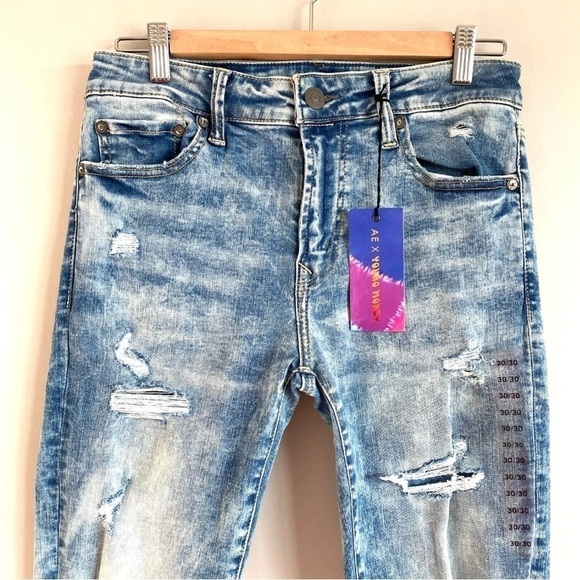 AMERICAN Eagle X Young Money Stacked Skinny Jeans Acid Wash Distressed 30X30 NEW - Picture 3 of 9